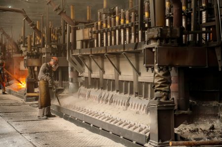 Aluminium smelters present potential for high emissions of HF